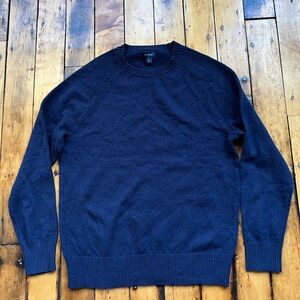 J Crew Men’s Medium Lambswool Crewneck Sweater Navy Blue Pullover Cozy Warm
